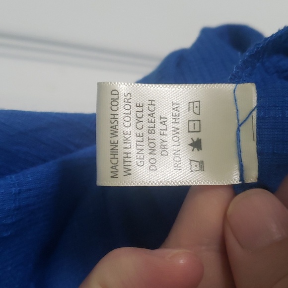 Max Studio London Neptune Blue Top - Women's Plus 3X NWT - Picture 9 of 9